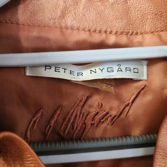 Peter Nygard 100%  Leather   Sweater Jacket M/L - Picture 4 of 5